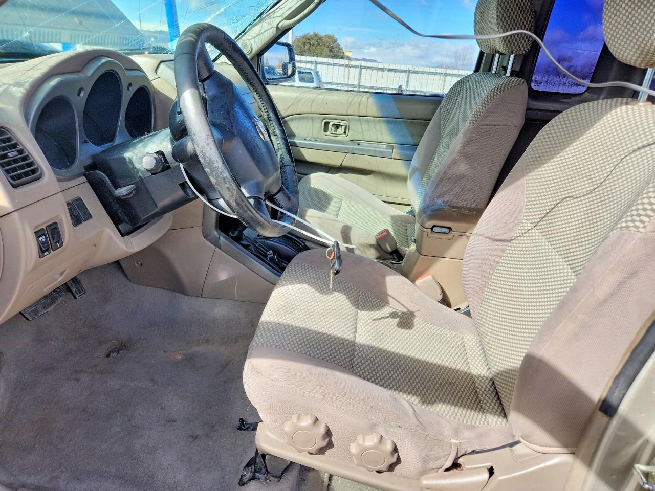 2003 Nissan Frontier XE-V6