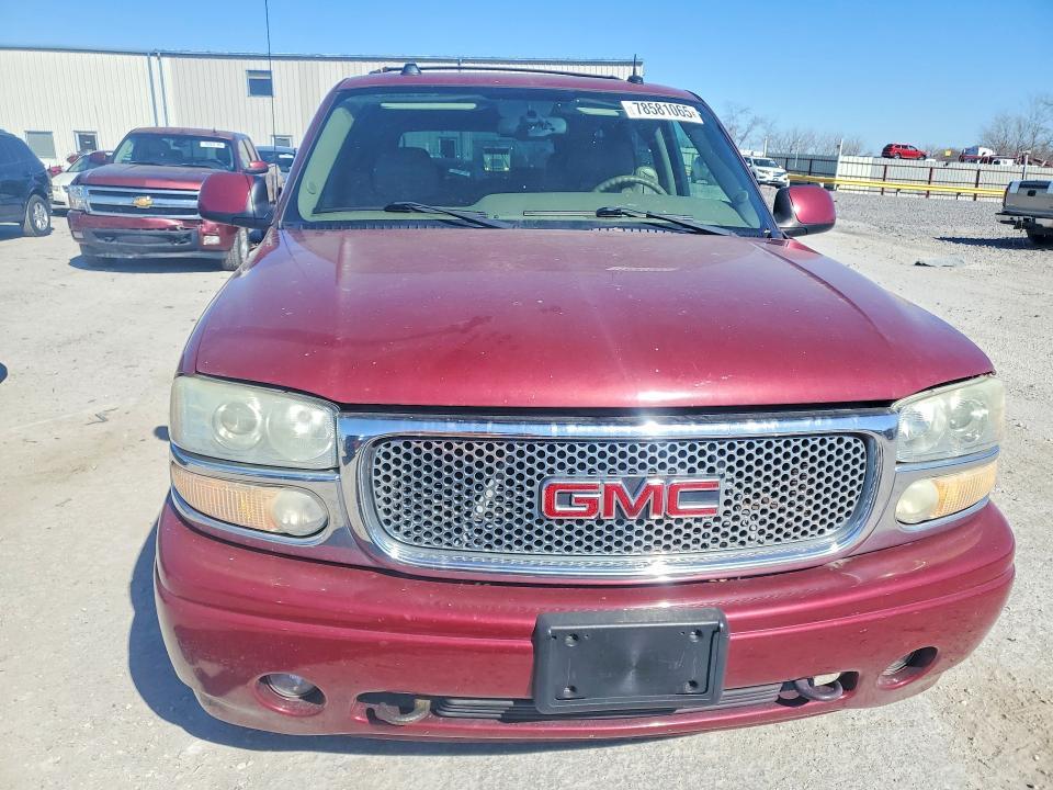 2004 GMC Yukon Denali