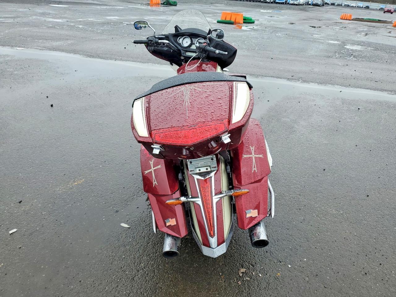 2011 Victory Cross Country Standard