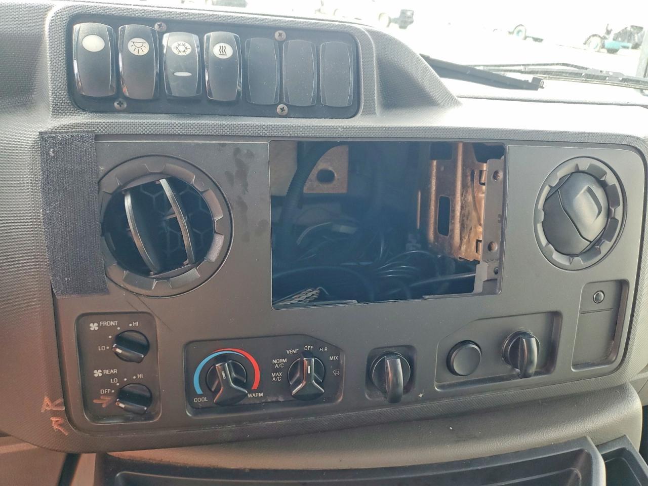 2017 Ford Econoline-coach bus