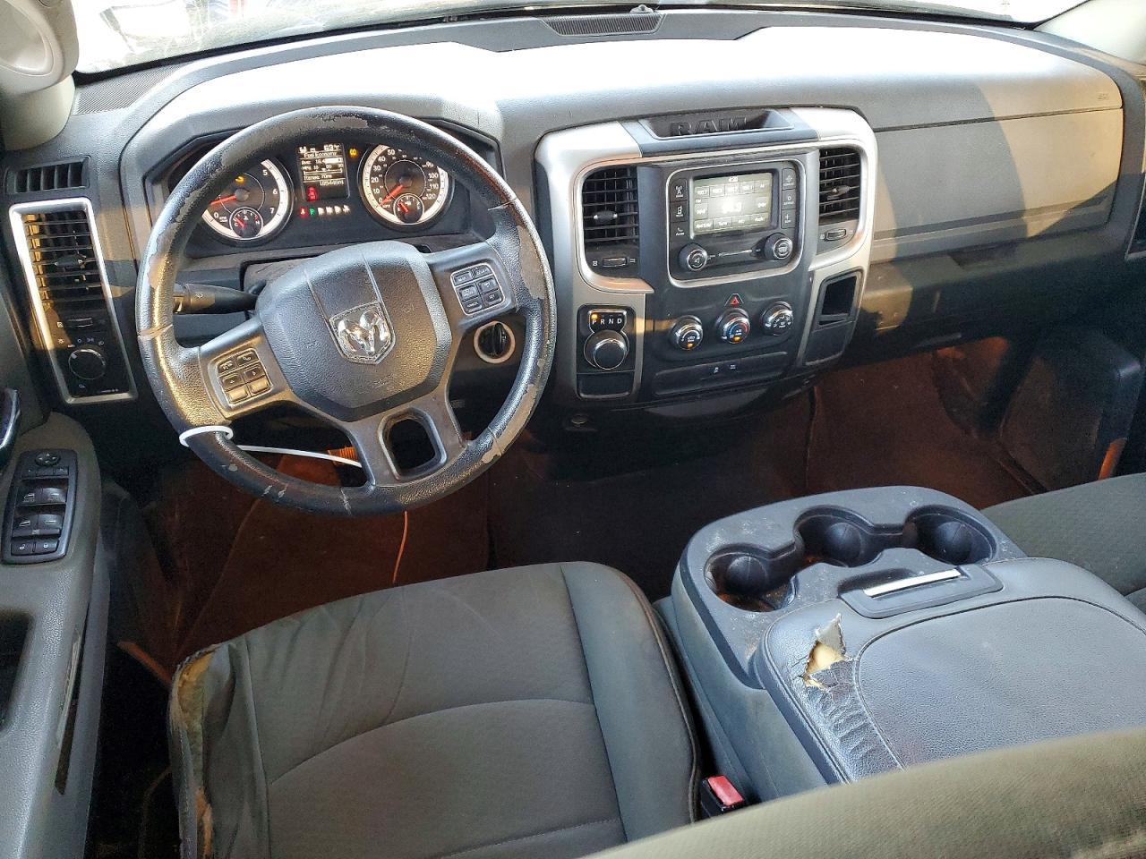 2014 Dodge RAM 1500 SLT