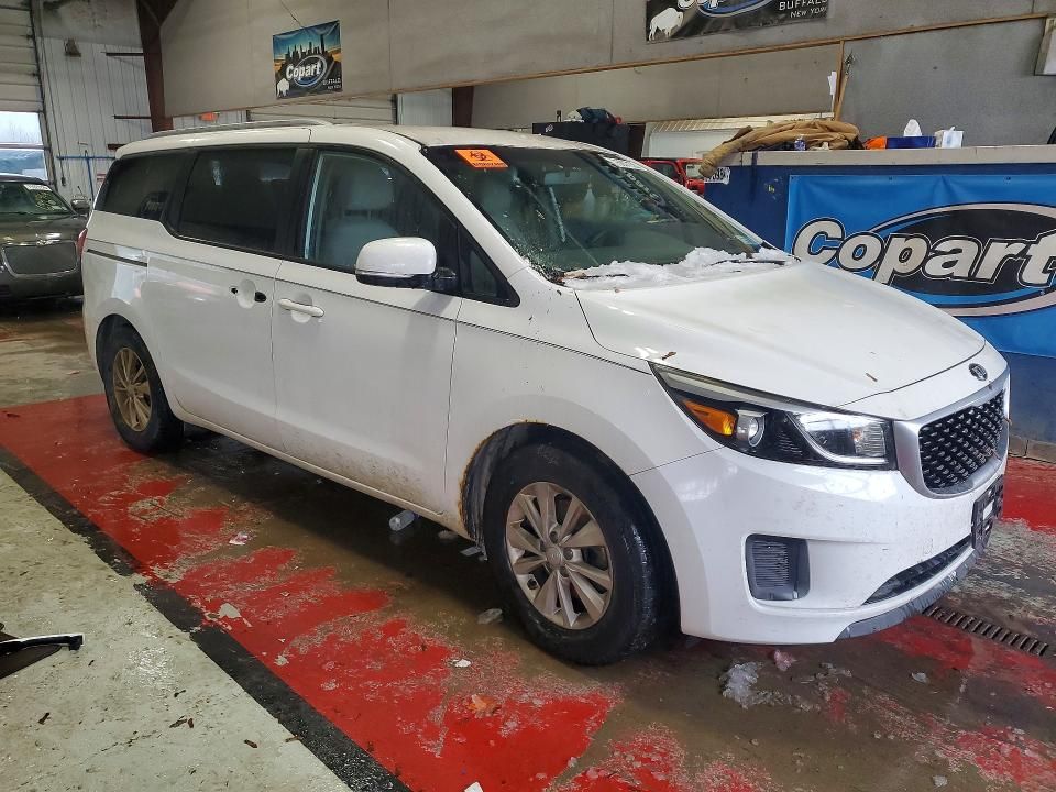 2015 KIA Sedona lx