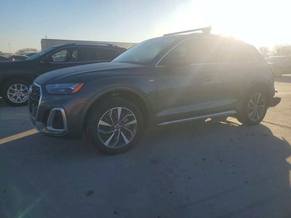 2022 Audi Q5 Premium Plus 45