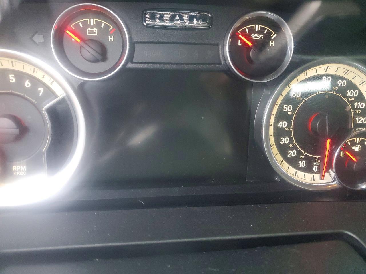 2016 Dodge RAM 1500 SLT