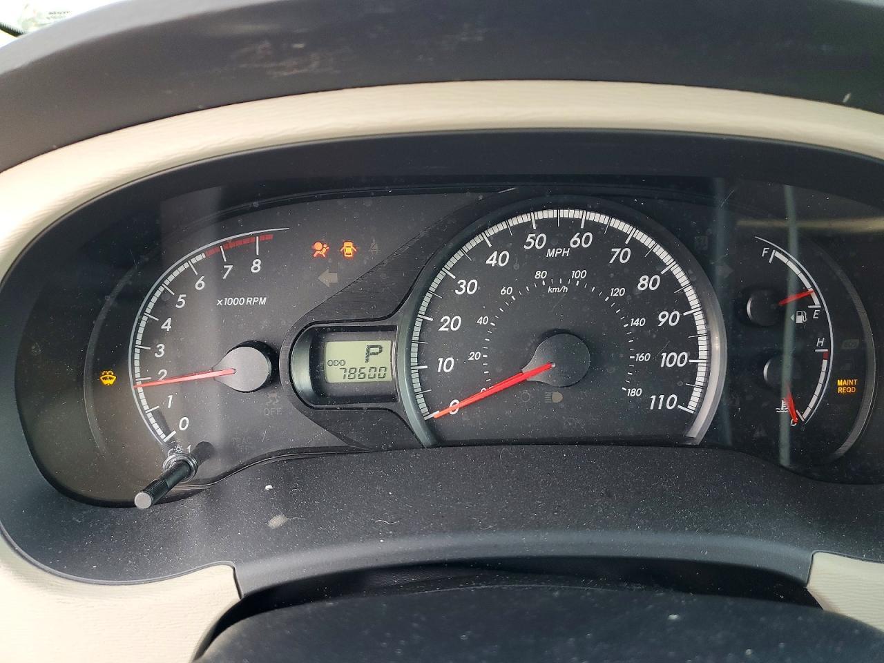 2011 Toyota Sienna le