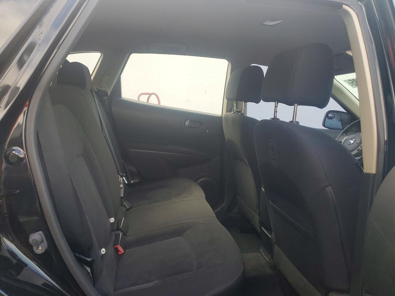 2009 Nissan Rogue s