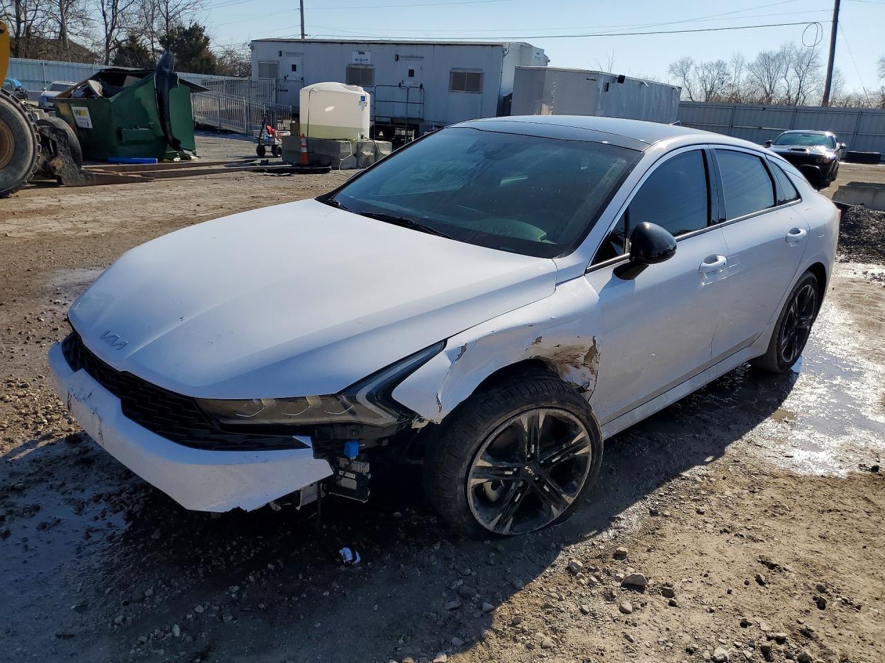 2022 KIA K5 gt Line
