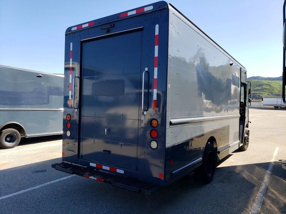 2021 Freightliner Mt45g Chassis Delivery Truck