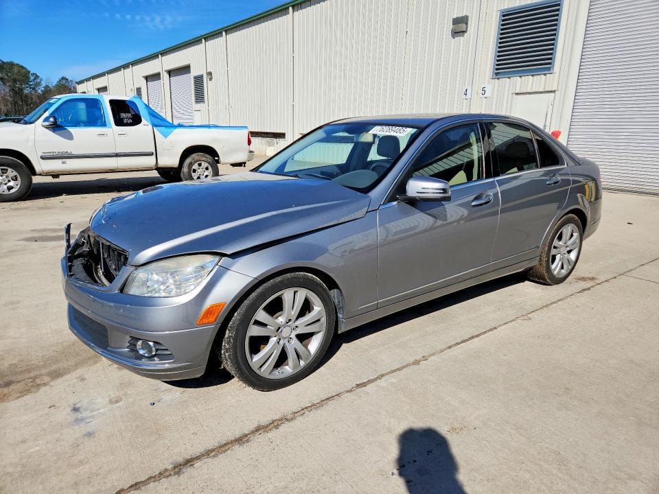 2011 Mercedes-Benz C300