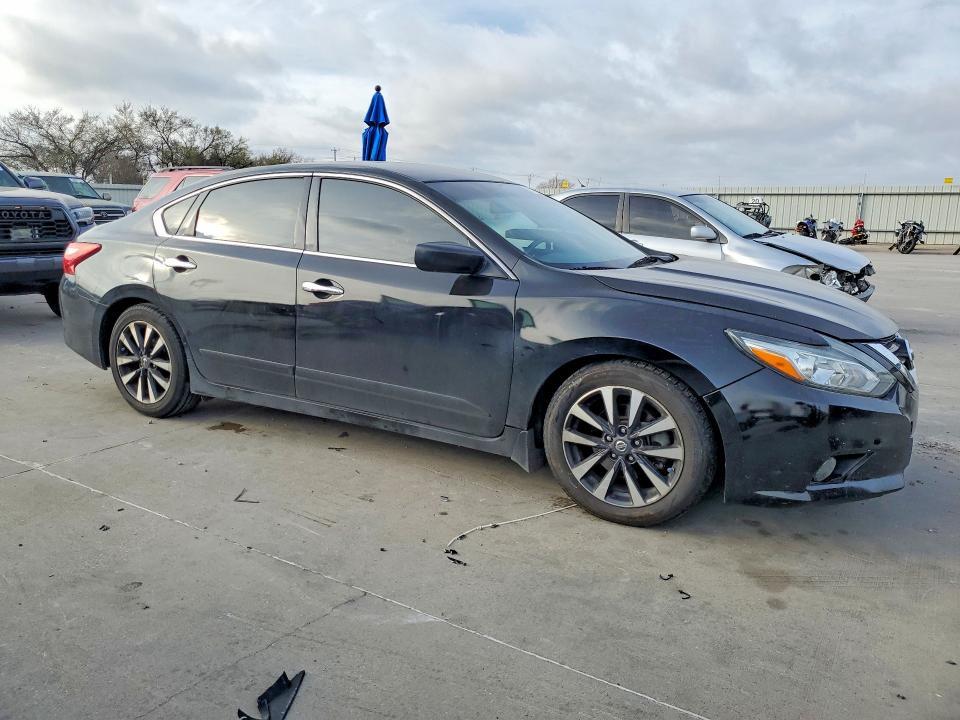 2016 Nissan Altima 2.5 sv