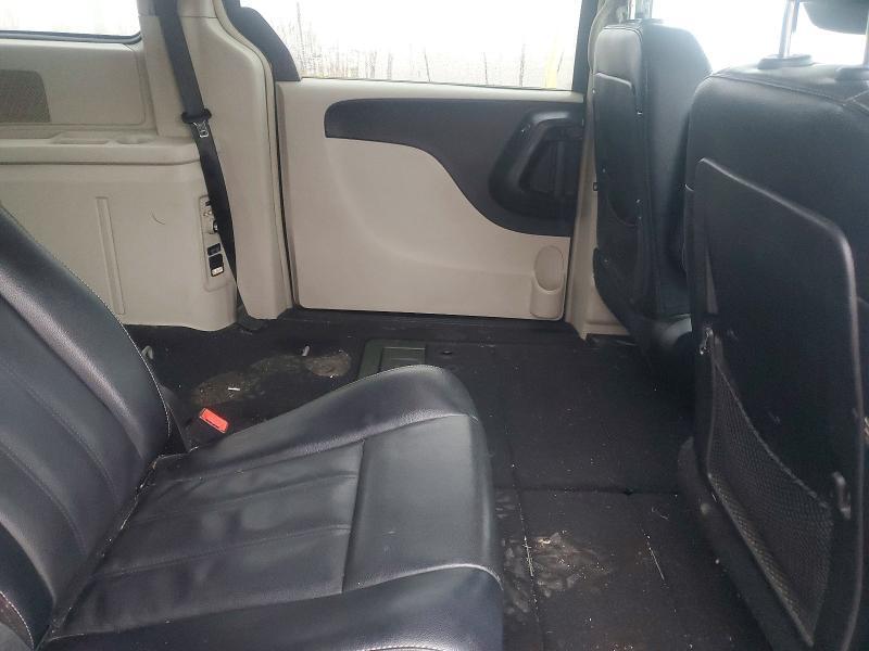 2014 Chrysler Town & Country Touring