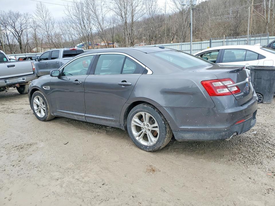 2015 Ford Taurus sel