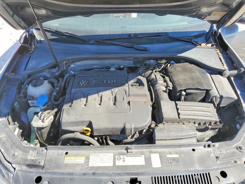 2015 Volkswagen Passat se