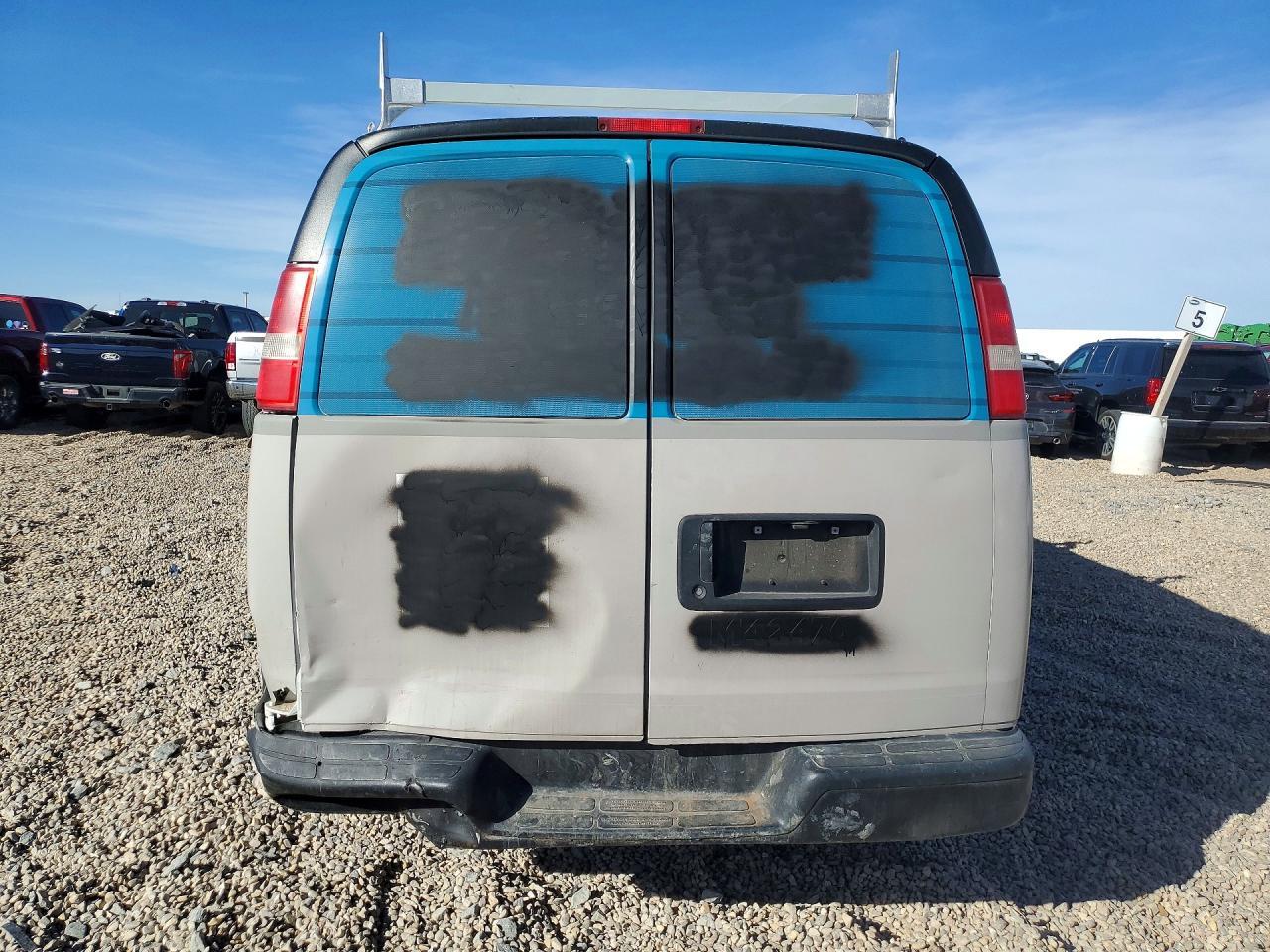 2012 Chevrolet 2012 Chev Express Cargo 1500 135