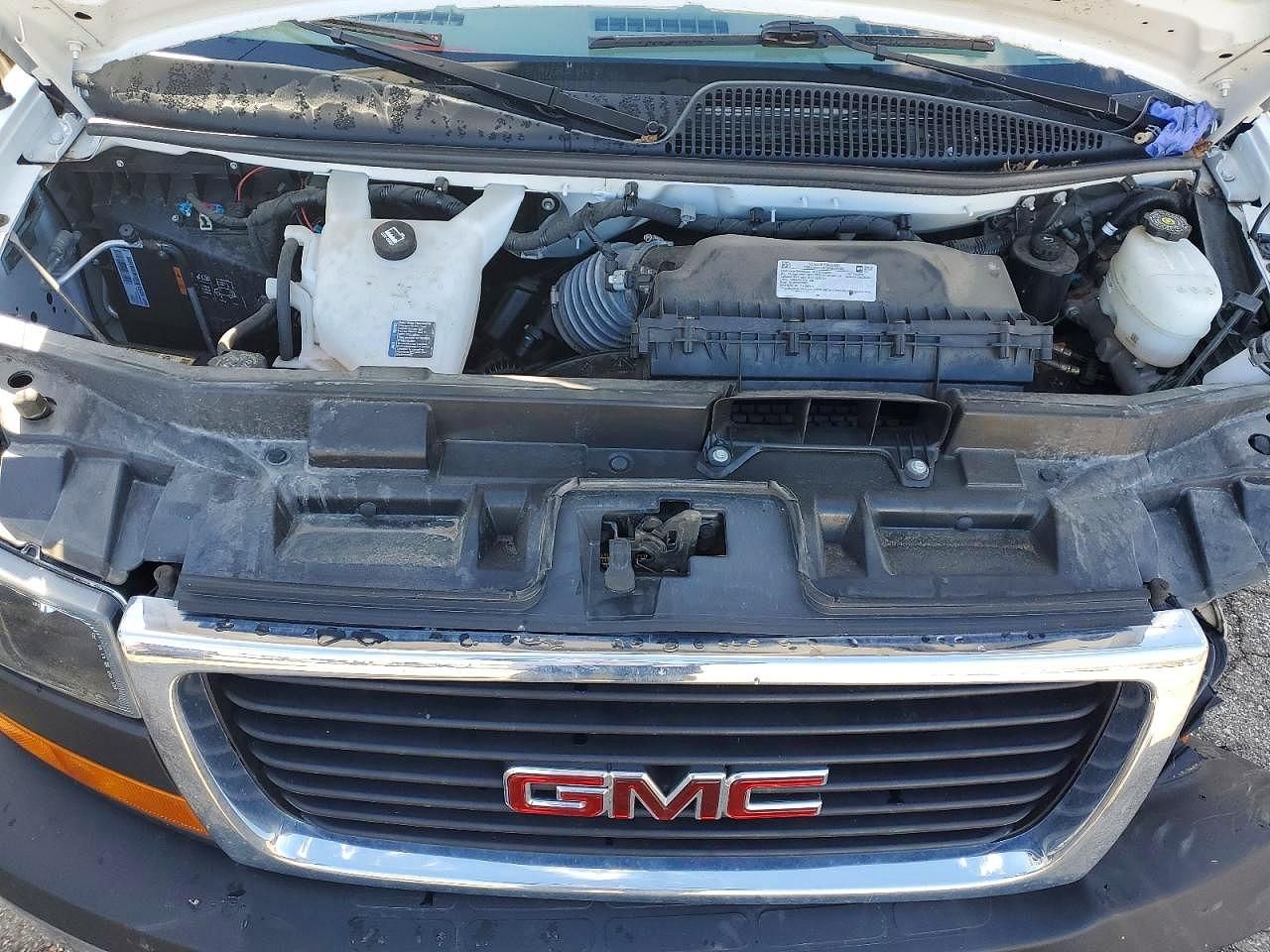 2022 GMC Savana CUT-Utility / Service Truck