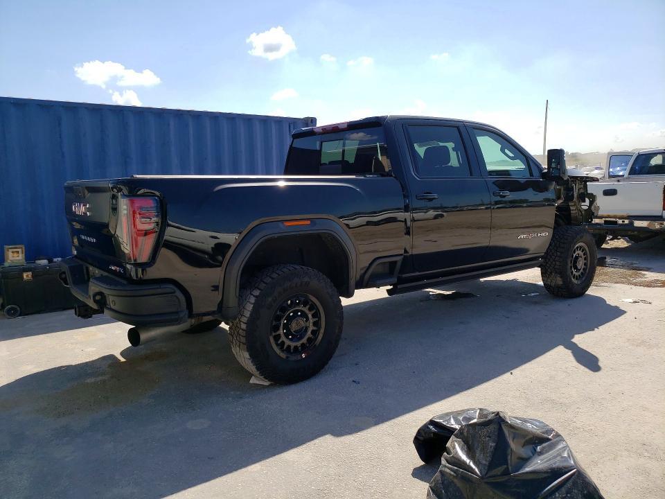 2025 GMC Sierra K2500 AT4X