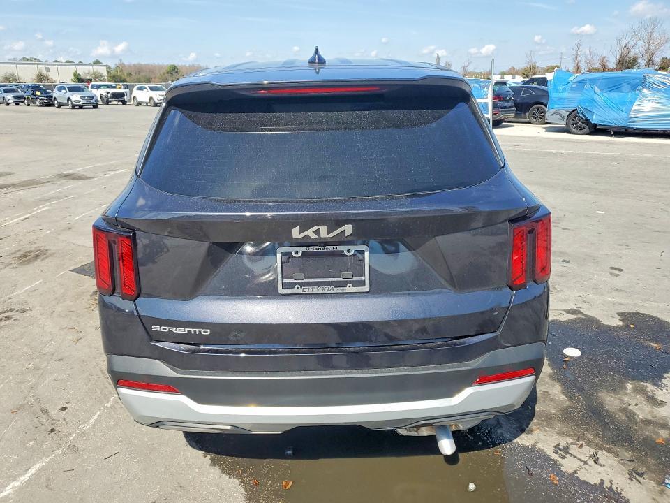 2025 KIA Sorento lx