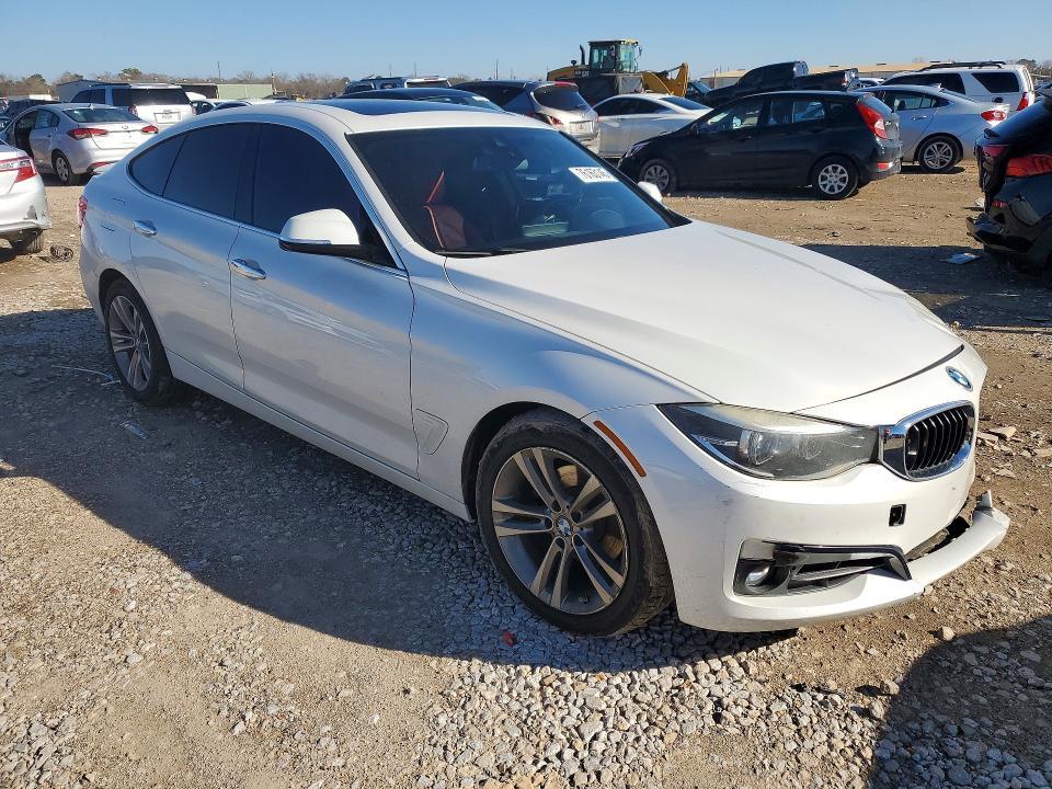 2018 BMW 330 Xigt