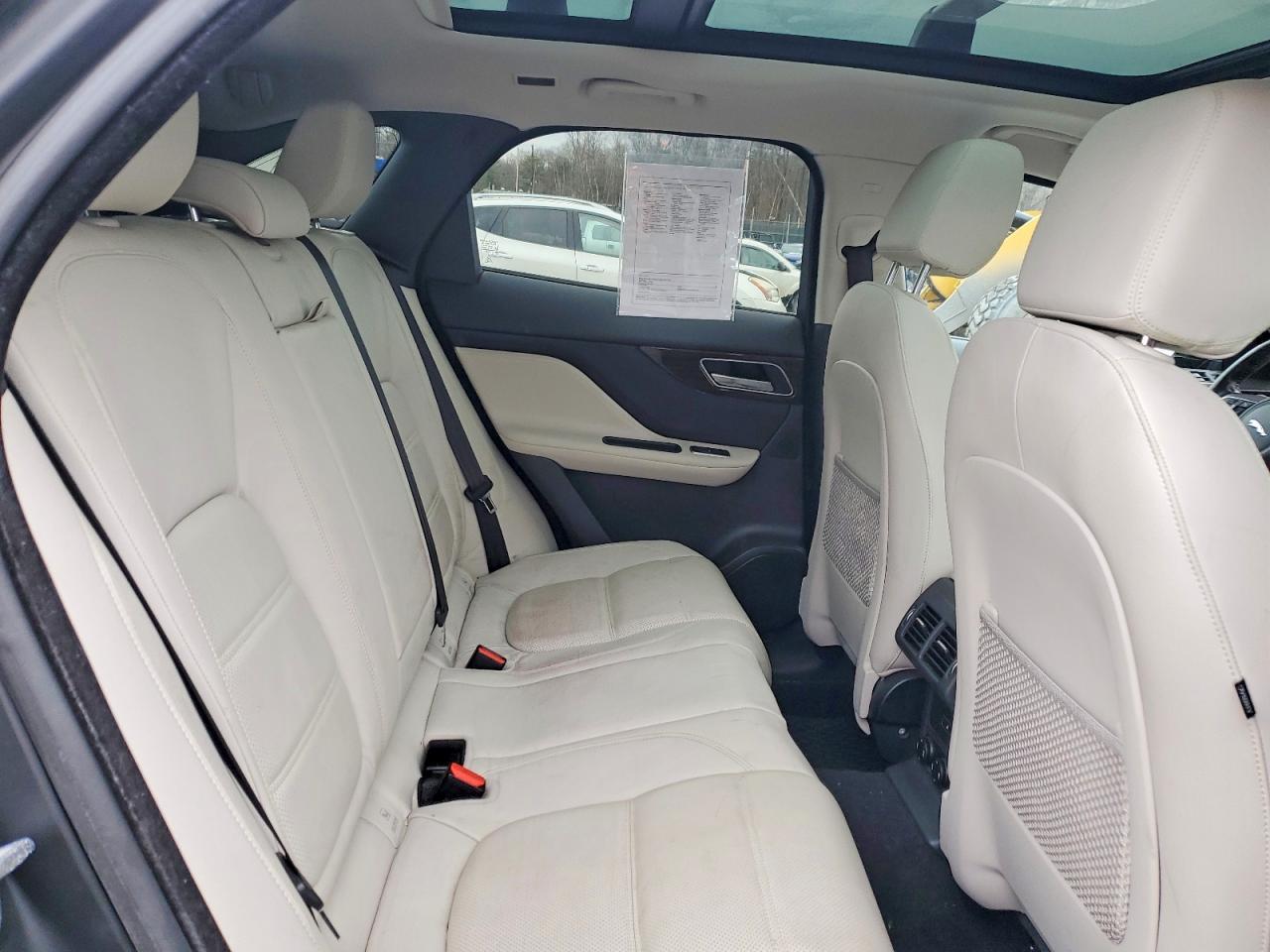 2017 Jaguar F-pace Prestige