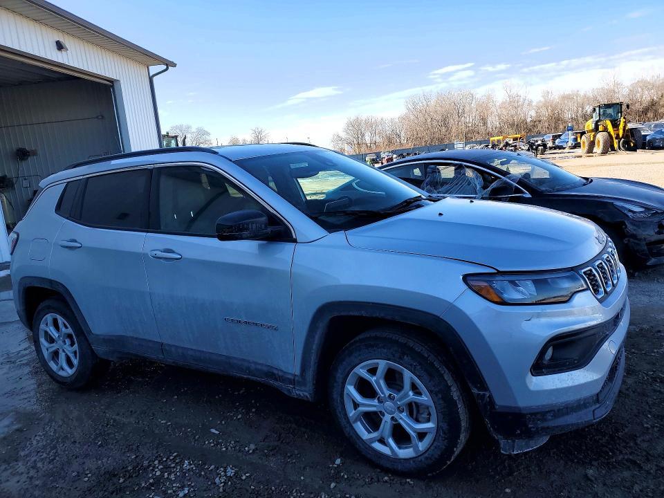 2024 Jeep Compass Latitude
