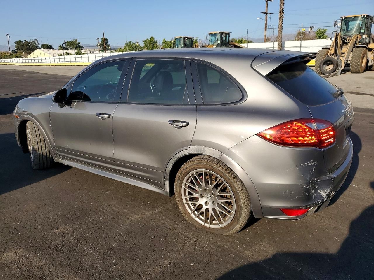 2014 Porsche Cayenne gts