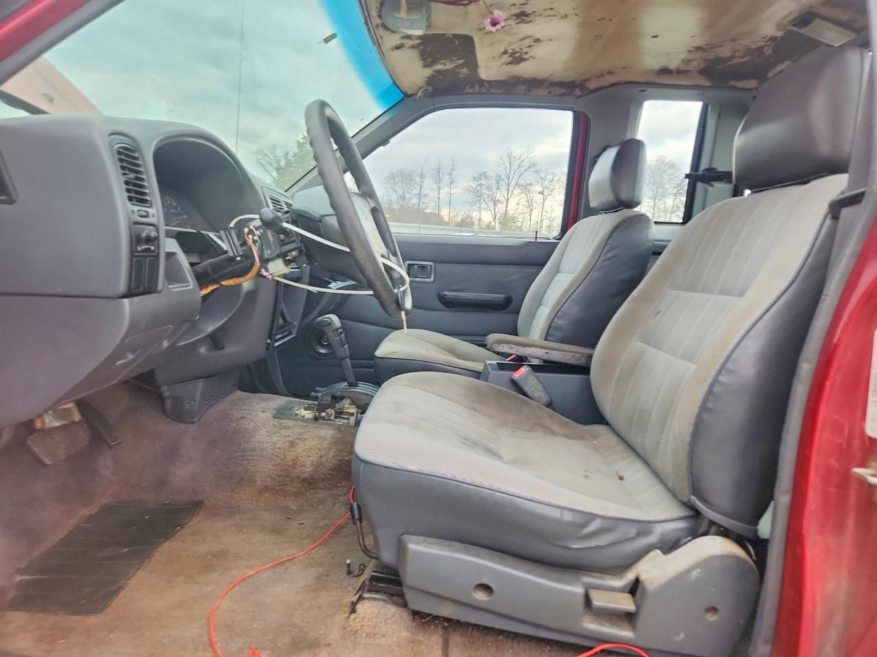 1995 Nissan Truck XE