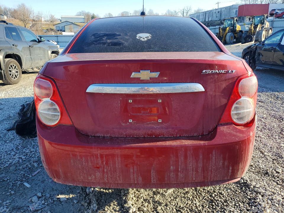 2016 Chevrolet Sonic lt