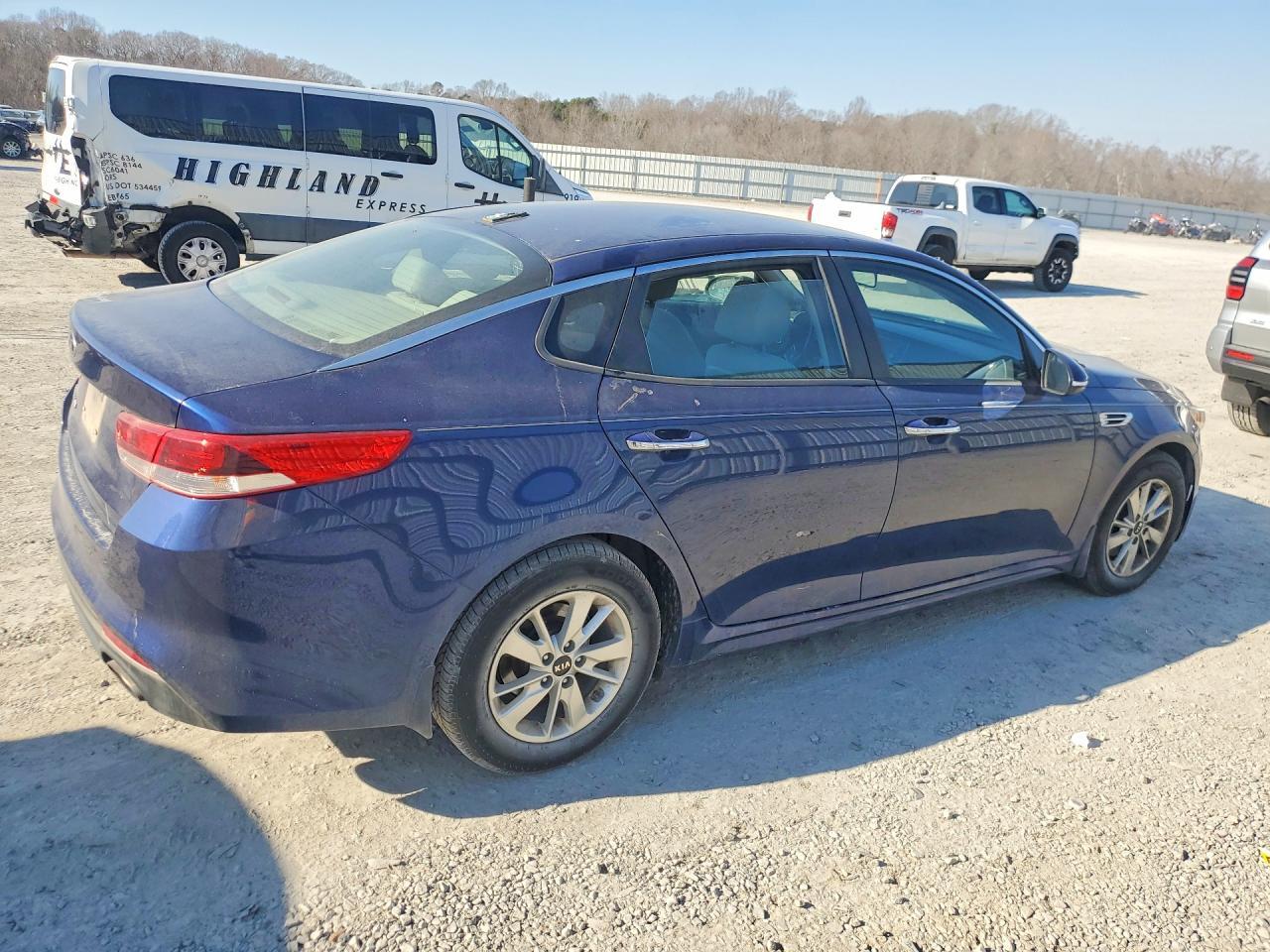 2016 KIA Optima lx