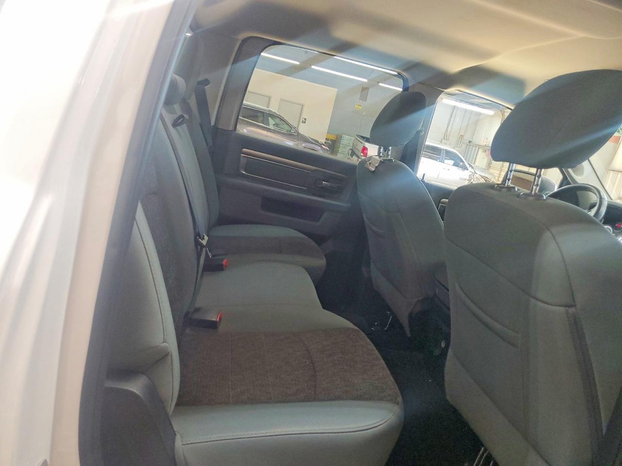 2018 Dodge Ram 1500 slt