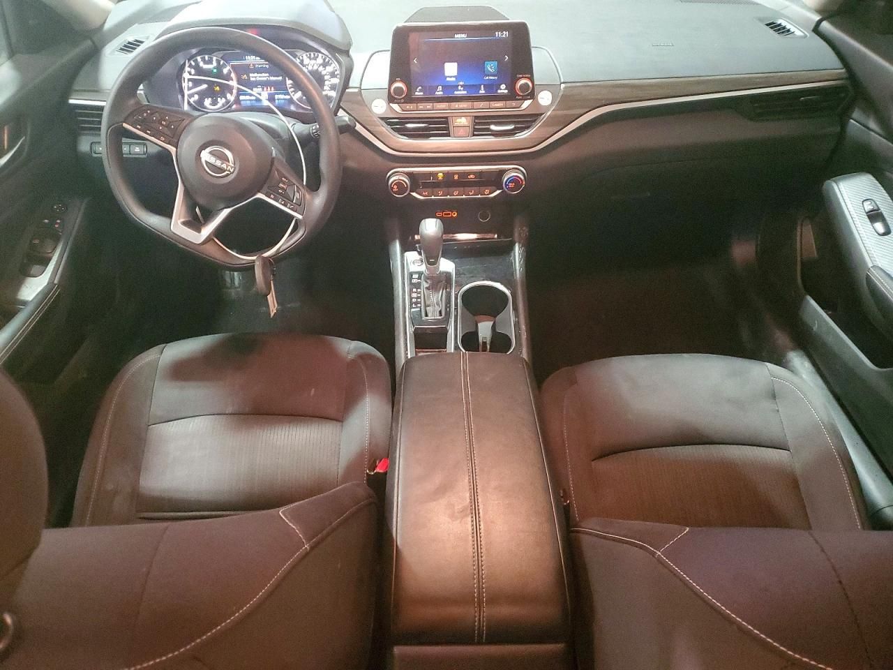 2024 Nissan Altima sv