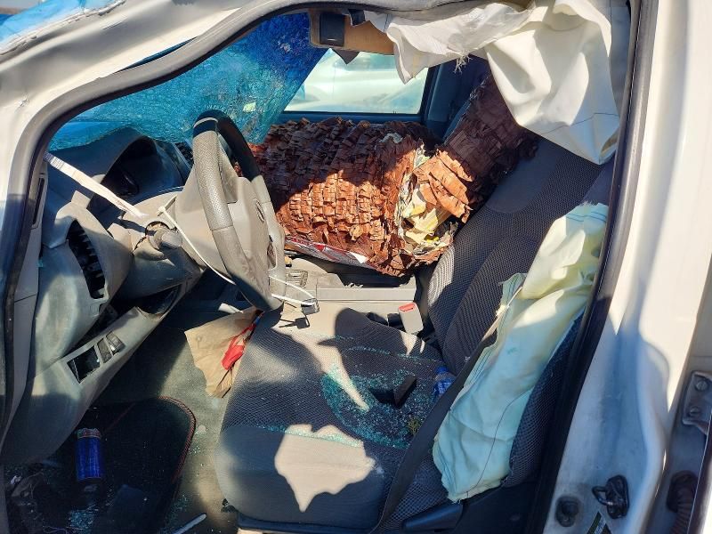 2010 Nissan Frontier Crew Cab SE