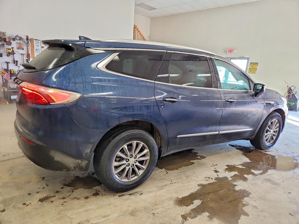 2022 Buick Enclave Essence