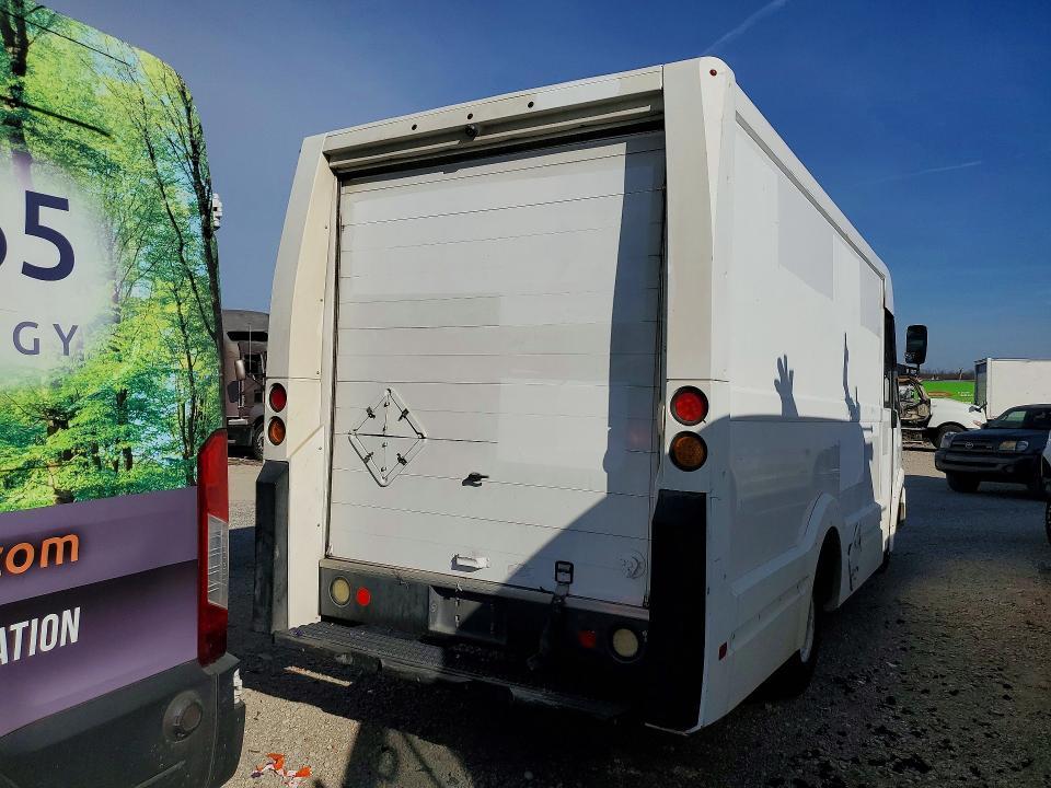 2016 Isuzu NPR Delivery Truck