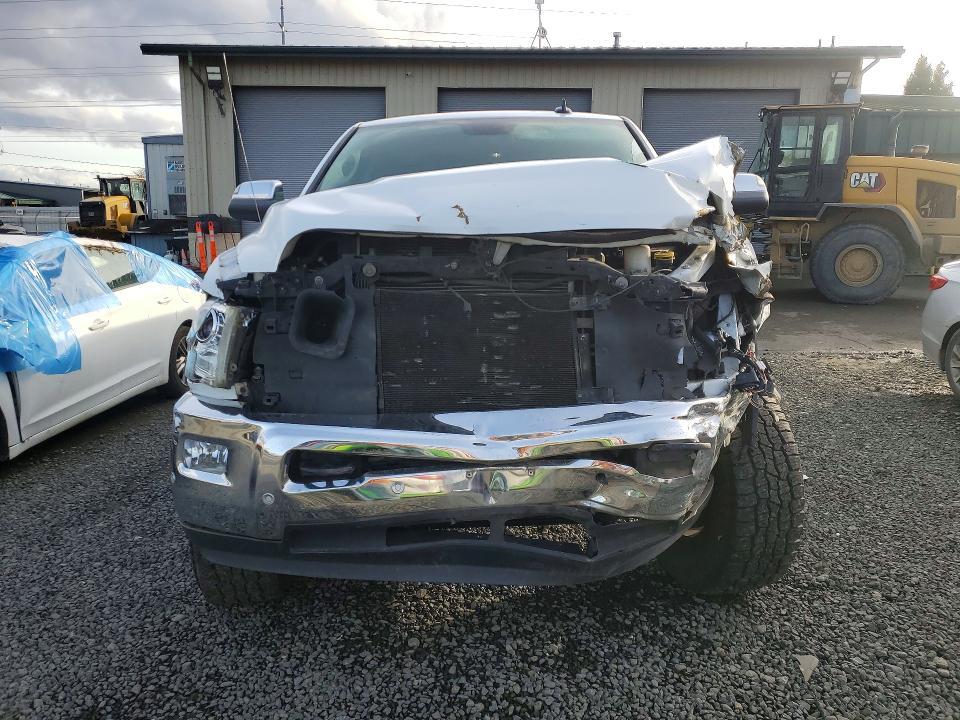 2016 Dodge 3500 Laramie