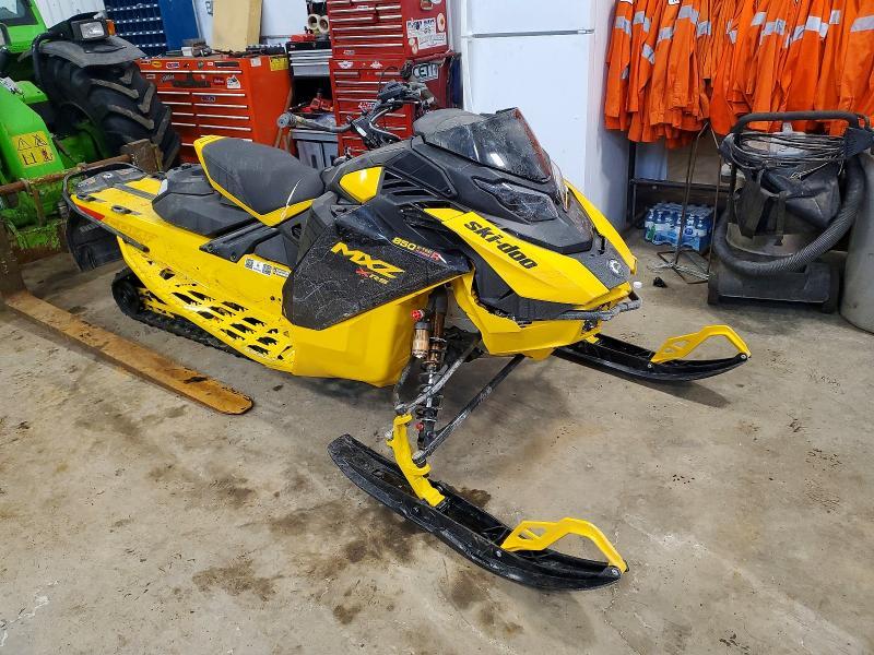 2024 Skidoo 2024 Skidoo Mxzrs