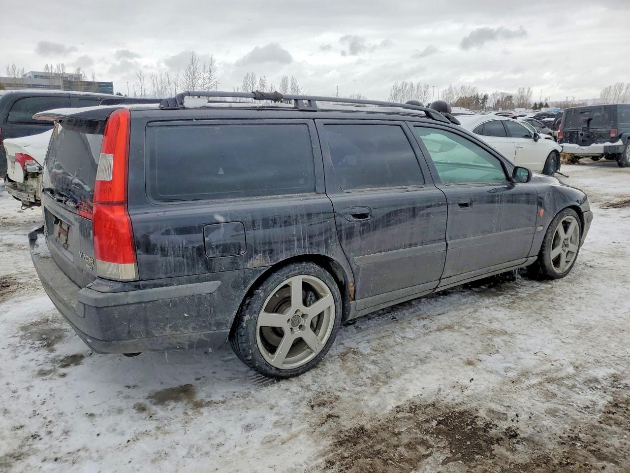 2004 Volvo V70 r