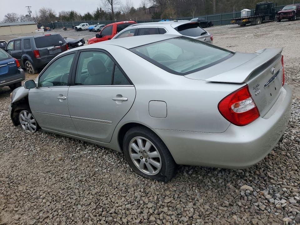 2004 Toyota Camry xle V6