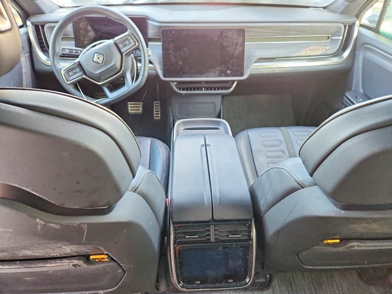 2022 Rivian R1S Launch Edition