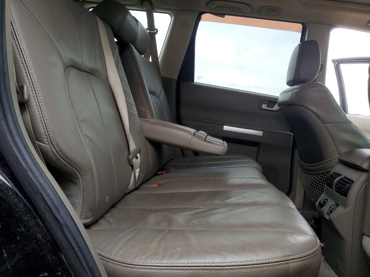 2010 Mitsubishi Endeavor se