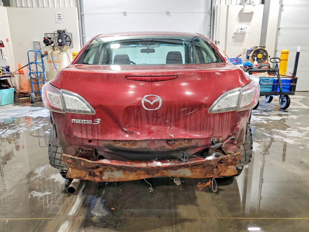 2011 Mazda 3 I