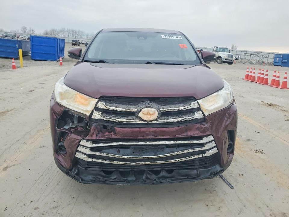 2019 Toyota Highlander le