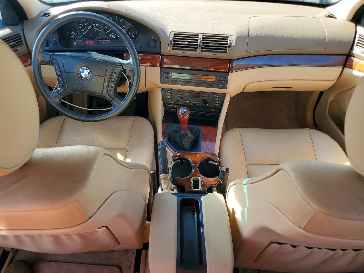 2000 BMW 528 i