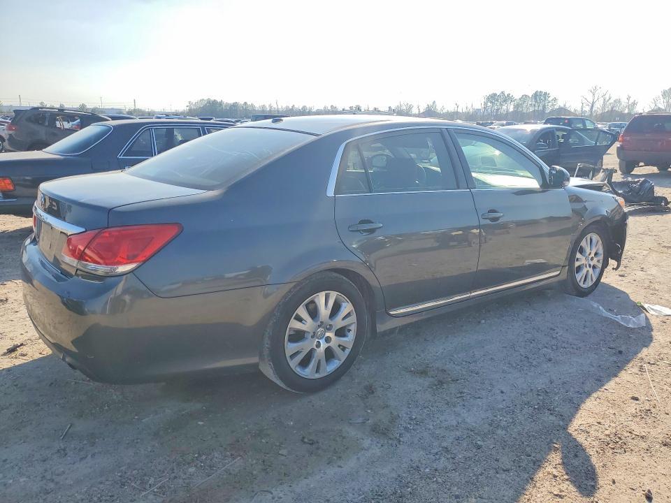 2012 Toyota Avalon Base
