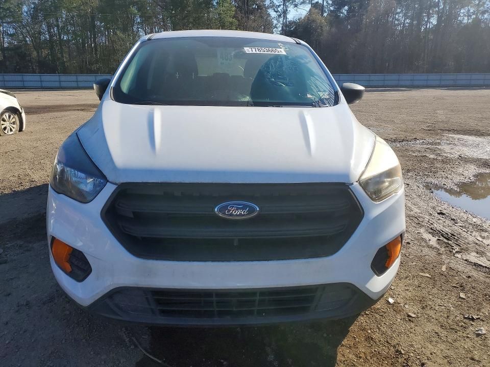 2019 Ford Escape s