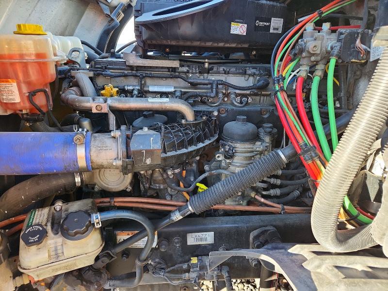 2020 Freigliner 2020 Freightliner Cascadia 126 Semi Truck