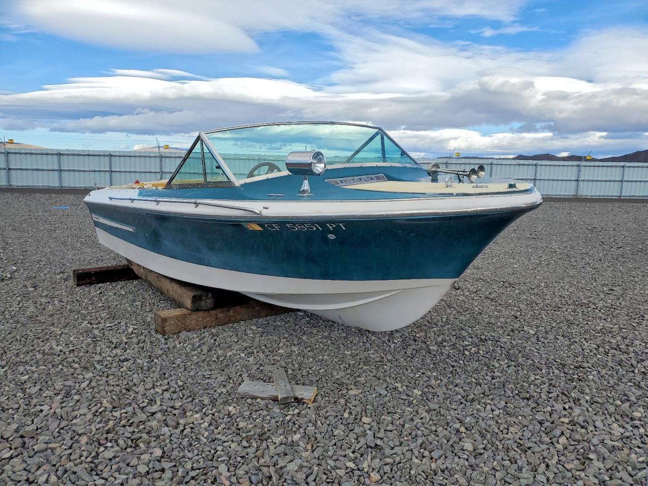 1997 Centurion Boats Coronado-Boat