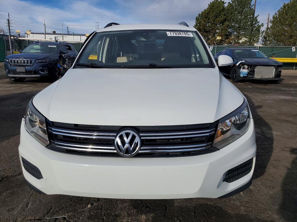 2016 Volkswagen Tiguan s