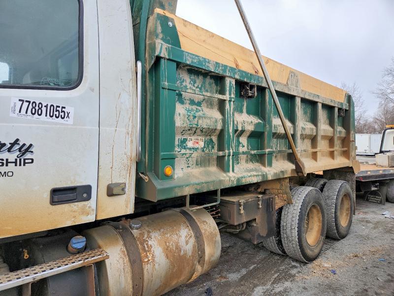 2013 Volvo VHD Dump Truck