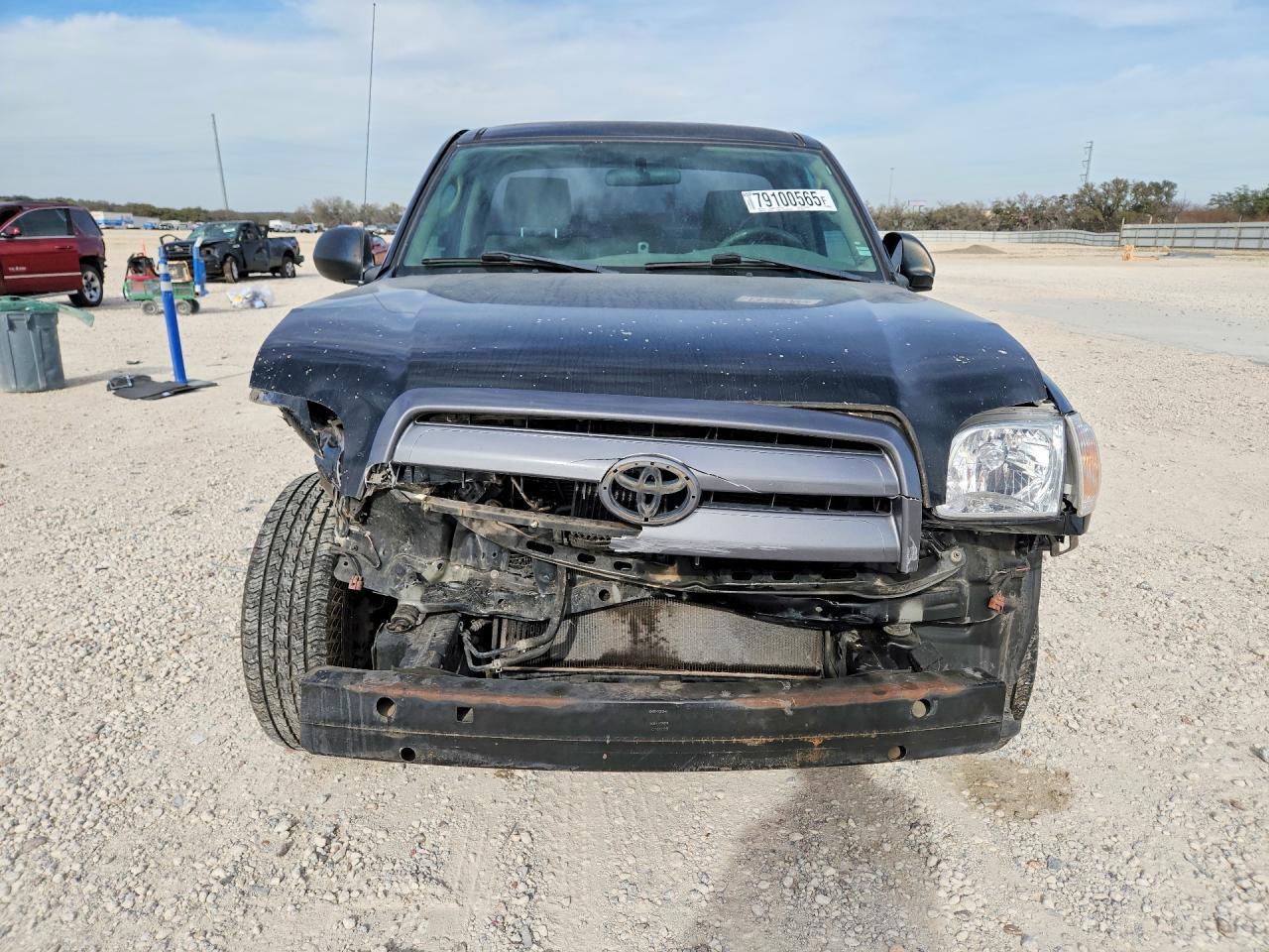 2005 Toyota Tundra Base