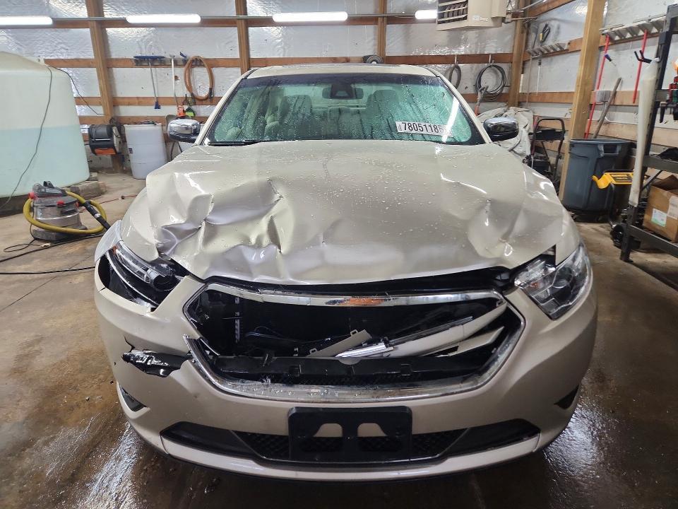2017 Ford Taurus Limited